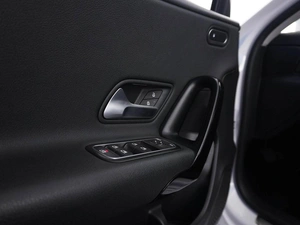 Седан Mercedes-benz A-класс 2020 года, 1999077 рублей, Москва