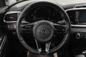 Внедорожник Kia Sorento 2017 года, 2479000 рублей, Новокузнецк