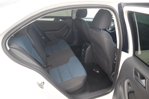 Седан Volkswagen Jetta 2013 года, 1105000 рублей, Орёл