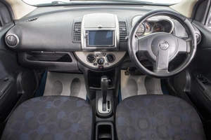 Хетчбэк Nissan Note 2005 года, 389000 рублей, Барнаул