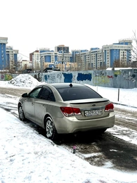 Седан Chevrolet Cruze 2012 года, 600000 рублей, Красноярск