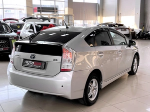 Лифтбек Toyota Prius 2010 года, 847000 рублей, Солонцы