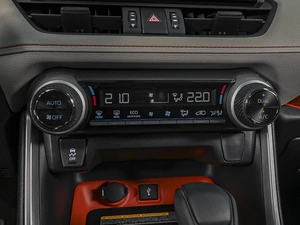 Внедорожник Toyota RAV4 2021 года, 4249000 рублей, Ставрополь