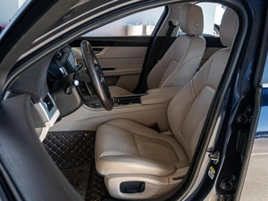 Седан Jaguar XF 2016 года, 1855000 рублей, Краснодар