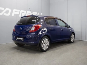 Хетчбэк Opel Corsa 2013 года, 690000 рублей, Омск