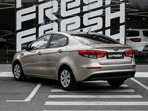 Седан Kia Rio 2015 года, 1015000 рублей, Волгоград