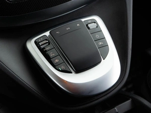 Минивэн Mercedes-benz V-класс 2022 года, 8598999 рублей, Москва