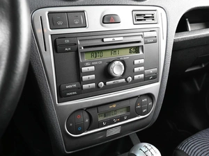 Хетчбэк Ford Fusion 2012 года, 680000 рублей, Ростов-на-Дону