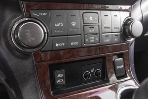 Внедорожник Toyota Highlander 2010 года, 2149000 рублей, Барнаул