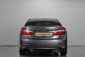 Седан Toyota Camry 2014 года, 1669000 рублей, Челябинск