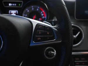 Седан Mercedes-benz CLA-класс 2015 года, 1899055 рублей, Москва