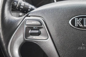 Седан Kia Rio 2017 года, 859000 рублей, Барнаул