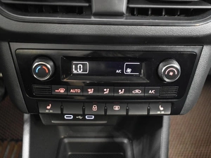 Лифтбек Volkswagen Polo 2021 года, 1638200 рублей, Казань