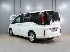 Минивэн Honda Stepwgn 2017 года, 1909000 рублей, Воронеж