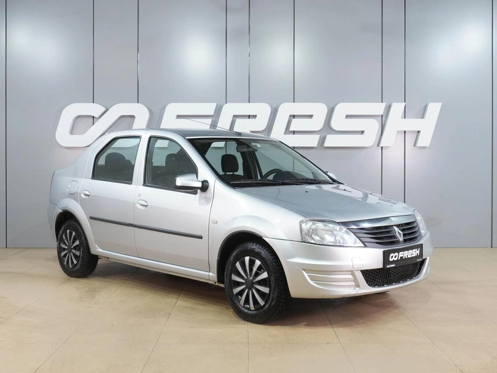 Седан Renault Logan 2013 года, 529000 рублей, Воронеж