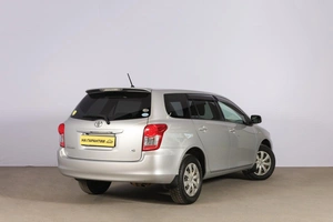 Универсал Toyota Corolla Fielder 2010 года, 1189000 рублей, Новосибирск