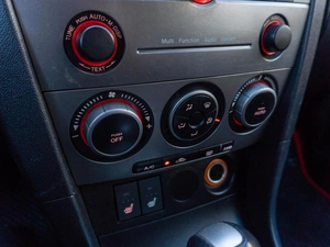 Хетчбэк Mazda 3 2006 года, 629000 рублей, Саратов