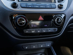 Седан Hyundai Solaris 2019 года, 1529000 рублей, Большой Сочи