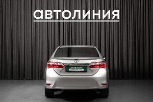 Седан Toyota Corolla 2013 года, 1280000 рублей, Красноярск