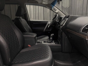 Внедорожник Toyota Land Cruiser Prado 2018 года, 5300000 рублей, Красноярск