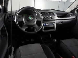 Универсал Skoda Fabia 2011 года, 729000 рублей, Аксай