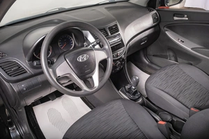 Седан Hyundai Solaris 2014 года, 859000 рублей, Томск