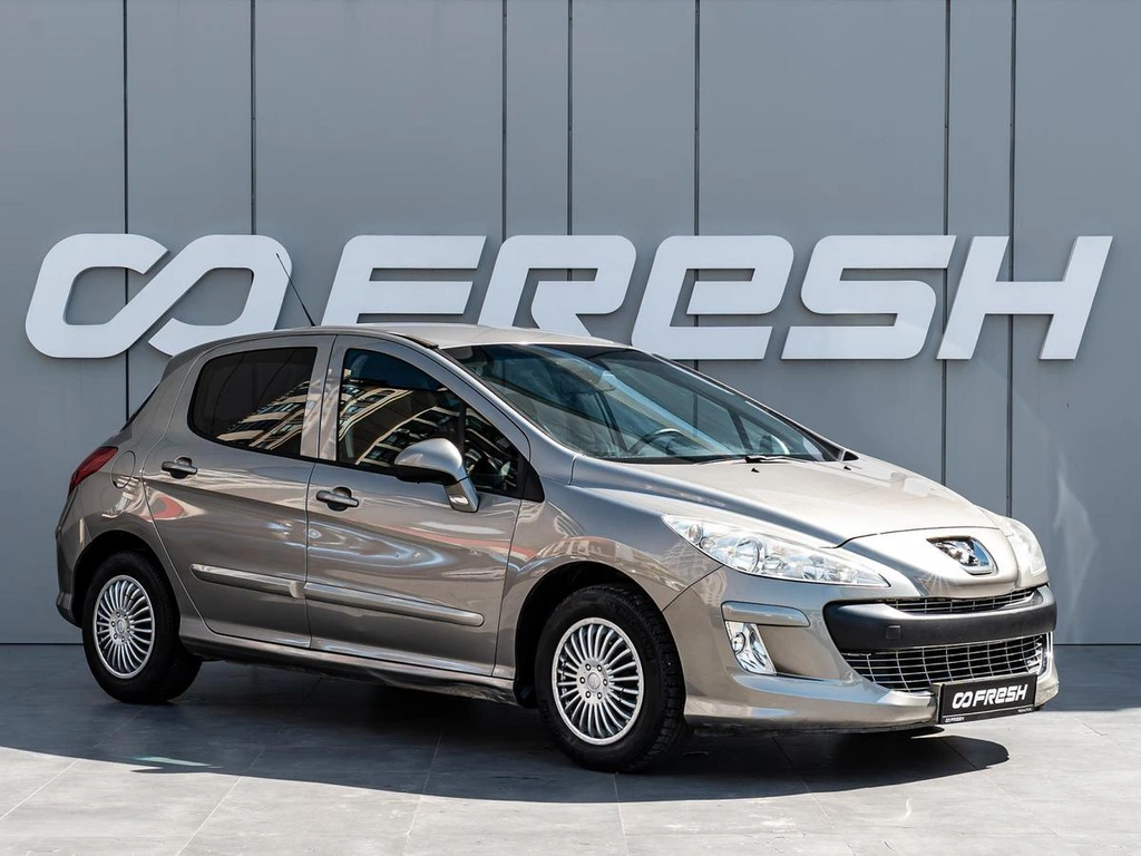 Хетчбэк Peugeot 308 2010 года, 570000 рублей, Краснодар