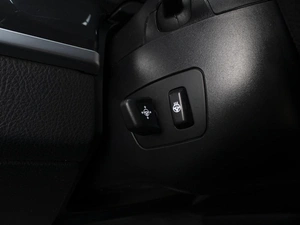 Седан BMW 5 серия 2013 года, 1750000 рублей, Омск