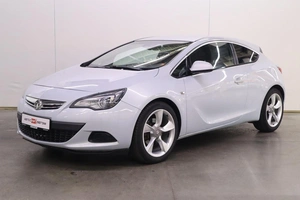 Хэтчбек Opel Astra 2012 года, 880000 рублей, Брянск