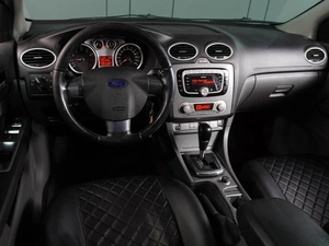 Седан Ford Focus 2010 года, 669000 рублей, Воронеж