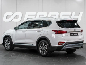 Внедорожник Hyundai Santa Fe 2018 года, 2599000 рублей, Сургут