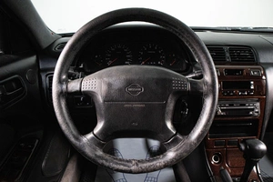 Седан Nissan Maxima 1998 года, 329000 рублей, Сургут