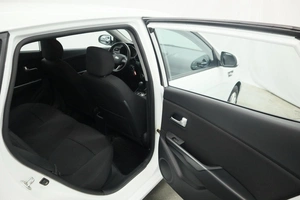 Хэтчбек Kia Rio 2012 года, 1125000 рублей, Курск