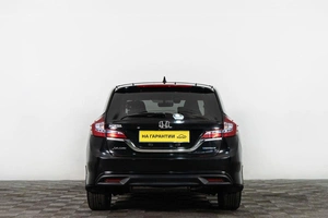 Хетчбэк Honda Jade 2015 года, 1619000 рублей, Сургут