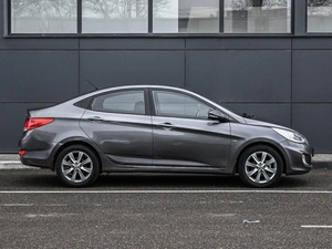 Седан Hyundai Solaris 2014 года, 999000 рублей, Кирилловка