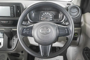 Хетчбэк Toyota Passo 2018 года, 959000 рублей, Кемерово