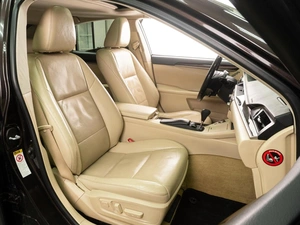 Седан Lexus ES 2014 года, 2729000 рублей, Тюмень