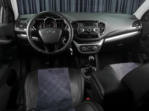 Седан ВАЗ (LADA) Vesta 2017 года, 869000 рублей, Тюмень