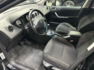 Хетчбэк Peugeot 308 2008 года, 397000 рублей, Красноярск