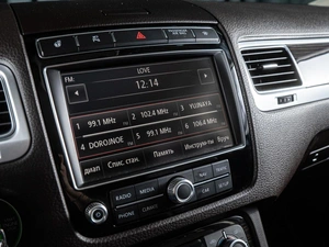 Внедорожник Volkswagen Touareg 2016 года, 3450000 рублей, Волгоград