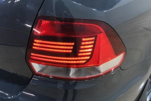 Седан Volkswagen Polo 2016 года, 1099000 рублей, Новокузнецк