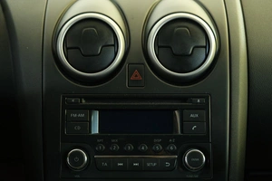Внедорожник Nissan Qashqai 2011 года, 1049000 рублей, Омск