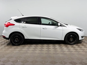 Хетчбэк Ford Focus 2015 года, 999900 рублей, Казань