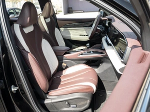 Внедорожник Geely Monjaro 2023 года, 3250000 рублей, Краснодар