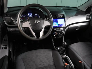 Седан Hyundai Solaris 2015 года, 999000 рублей, Воронеж