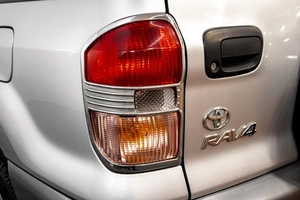 Внедорожник Toyota RAV4 2002 года, 839000 рублей, Барнаул