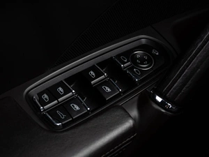 Внедорожник Porsche Cayenne 2015 года, 4000000 рублей, Краснодар