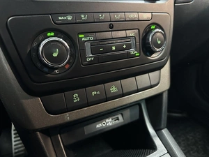 Внедорожник Skoda Yeti 2015 года, 1195000 рублей, Красноярск