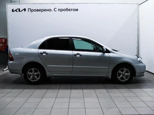 Седан Toyota Corolla 2001 года, 690000 рублей, Красноярск