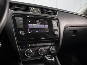 Лифтбек Skoda Octavia 2014 года, 1219000 рублей, Омск